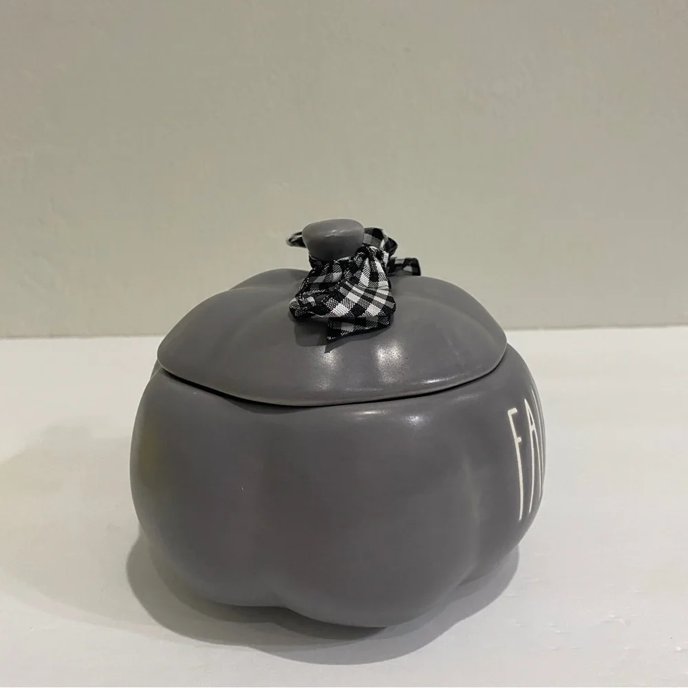 Rae Dunn Mini FALL holiday decor Pumpkin - Grey - 4 inch - Canister - Picture 4 of 10